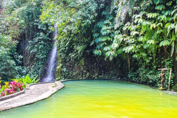 Batu Karu e Ulun Danu Bratan